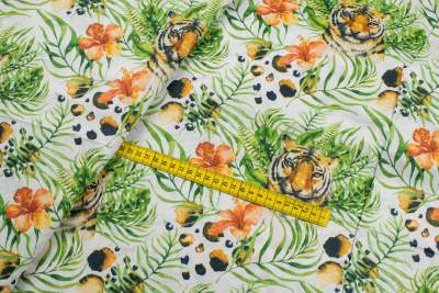 Tkanina bawełna wzór kwiaty lew kolor biały