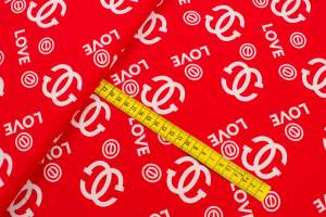 Tkanina Silki Wzór Love kolor czerwony