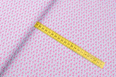 Bawełna popelina organiczna wzór liście kolor różowy