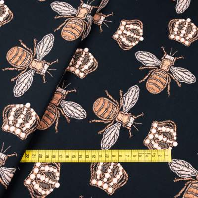 Tkanina Barbie Marchiano wzór typu G pszczoła kolor czarny