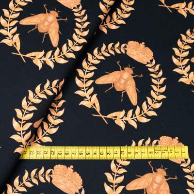 Tkanina Barbie Marchiano wzór typu G mucha kolor czarny