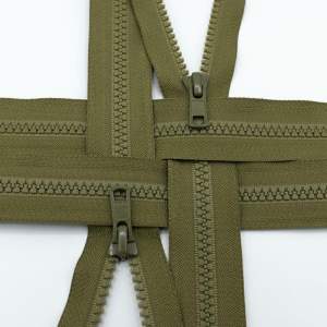Zamek kostkowy rozdzielczy kolor 011 oliwka 45 cm