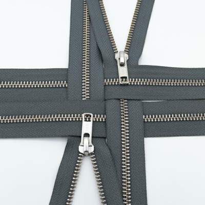 Zamek metalowy rozdzielczy anty-nikiel kolor 183 ciemny szary 55 cm