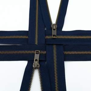 Zamek metalowy rozdzielczy stary mosiądz kolor 058 granatowy 55 cm