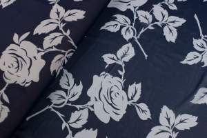Tkanina szyfon kwiaty róże granatowy