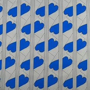 Tkanina Barbie wzór serca kolor złamany biały