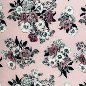 Tkanina Barbie wzór kwiaty kolor pudrowy różowy