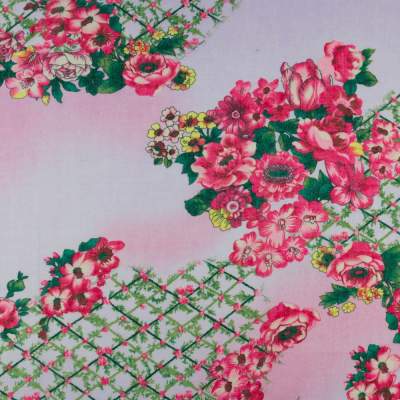Tkanina Batyst kwiaty jasny różowy