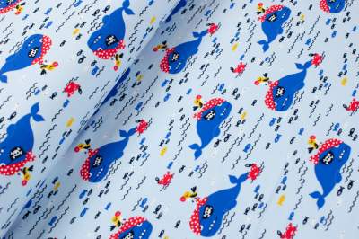 Dresówka pętelka z nadrukiem zwierzęta jasnoniebieskie