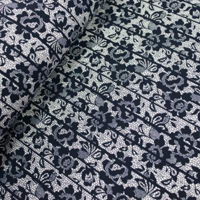 Tkanina Barbie Marschiano wzór granatowe kwiaty na białym tle