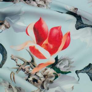 Tkanina Barbie wzór kwiaty na siwym tle