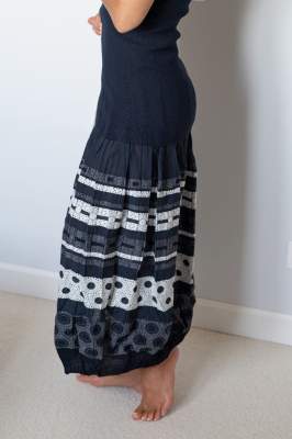 Tkanina sukienkowa panel wzór grochy atramentowy