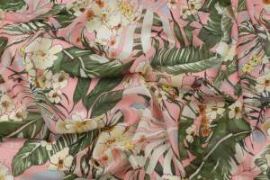 Szyfon wzór kwiaty/monstera na różowym tle