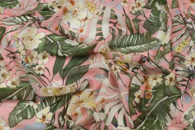 Szyfon wzór kwiaty/monstera na różowym tle