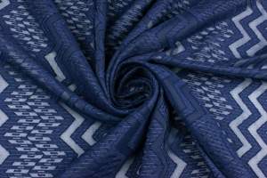 Koronka na szyfonie wzór zygzak kolor granatowy