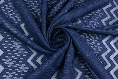Koronka na szyfonie wzór zygzak kolor granatowy