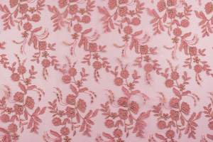 Koronka stabilna wzór brudny róż na różowej siatce