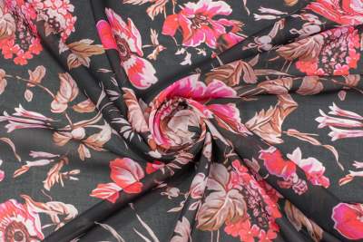 Tkanina szyfon wzór kwiaty na czarnym tle