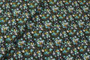 Dzianina jersey ity wzór łączka kwiatowa na czarnym tle