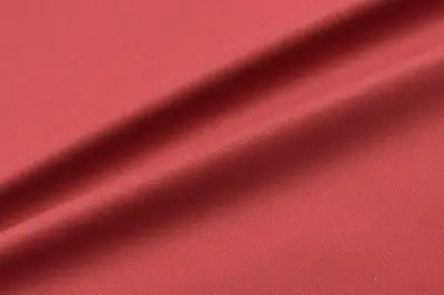 Materiały tapicerskie kolor truskawkowy