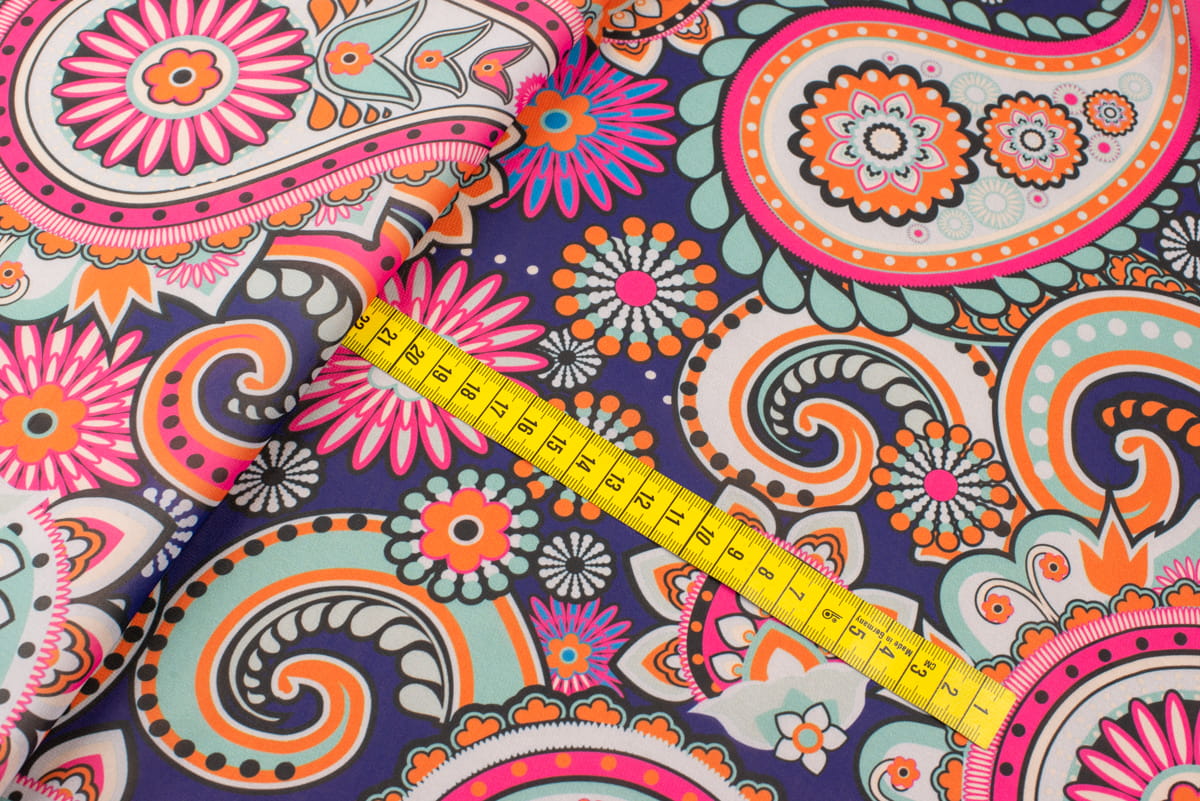 Tkanina szyfon wzór Orientalny kolor granatowy