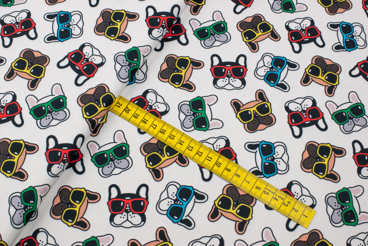 Dzianina dresówka pętelka wzór kolorowe pieski kolor biały