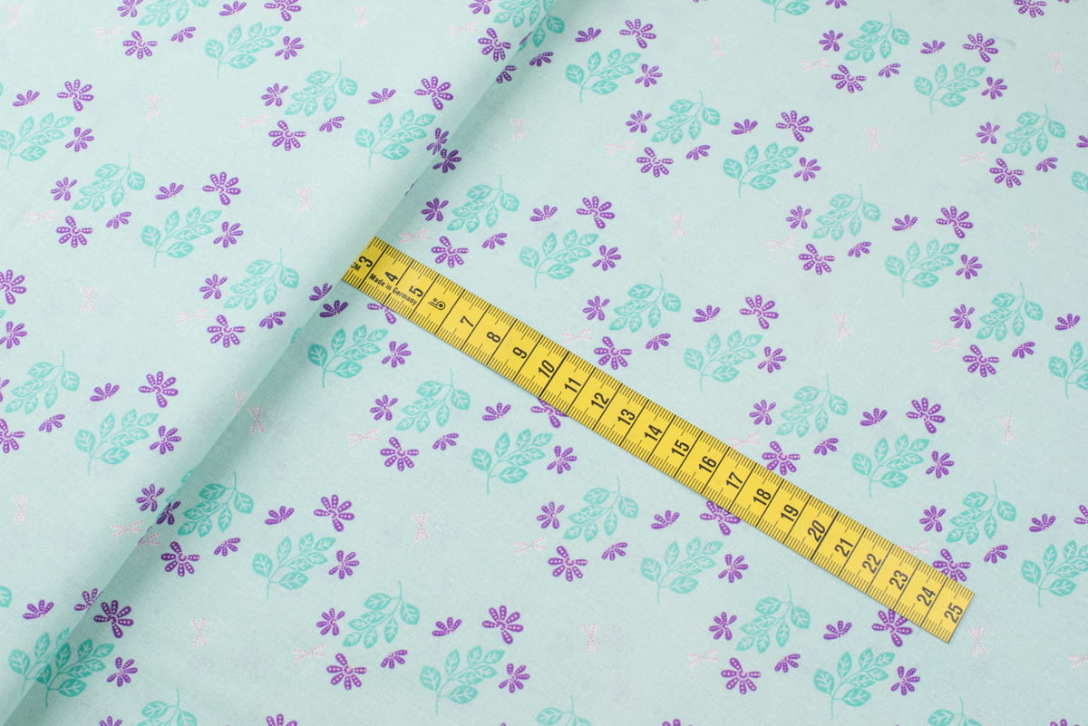 Bawełna popelina organiczna wzór kwiaty kolor miętowy
