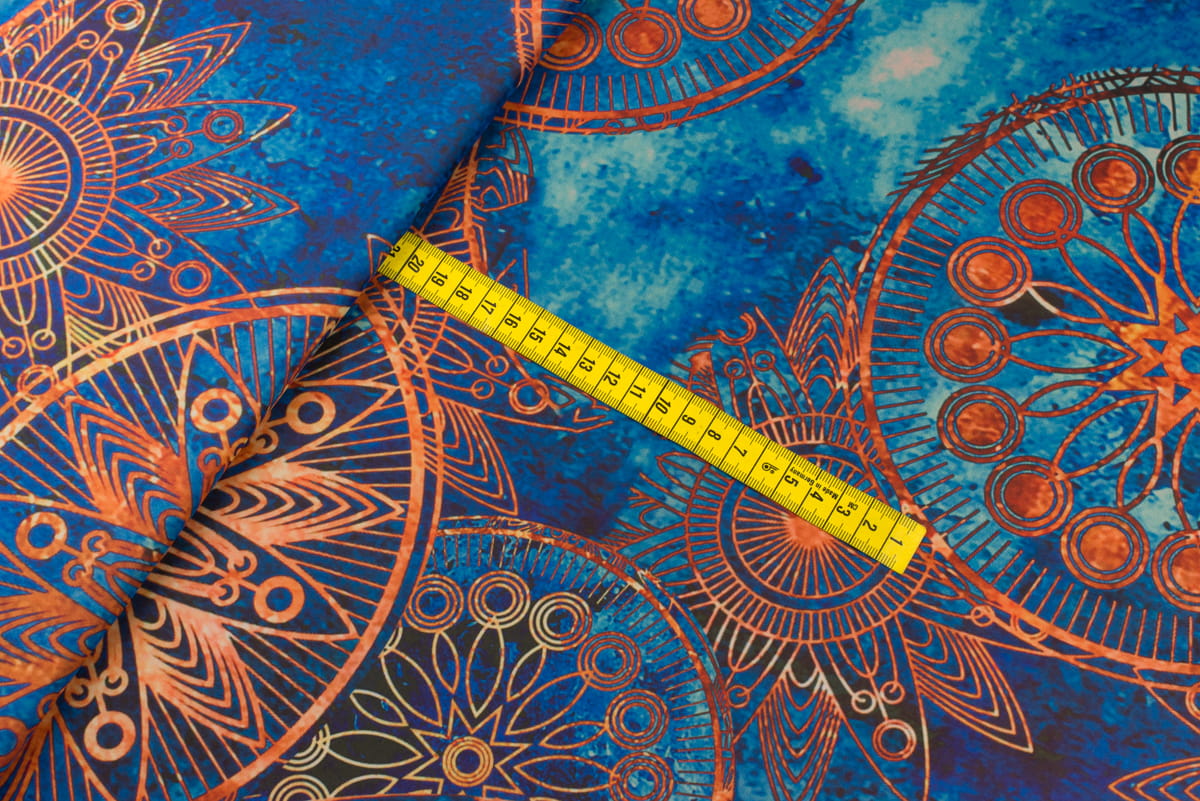 Tkanina szyfon wzór orientalny odcienie niebieskiego