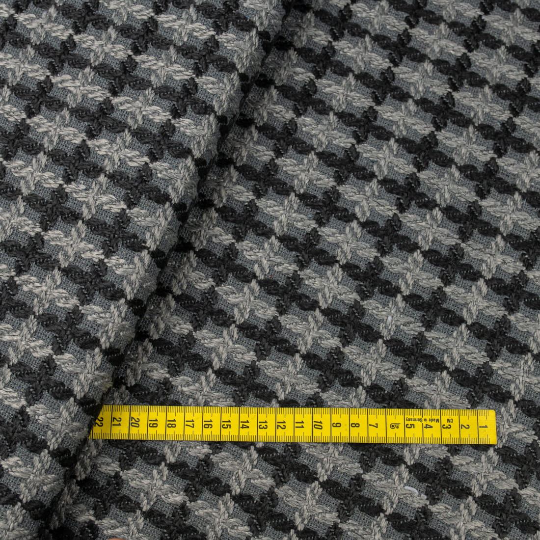 Tkanina płaszczowa wzór krata odcieniach szarości na szarym tle