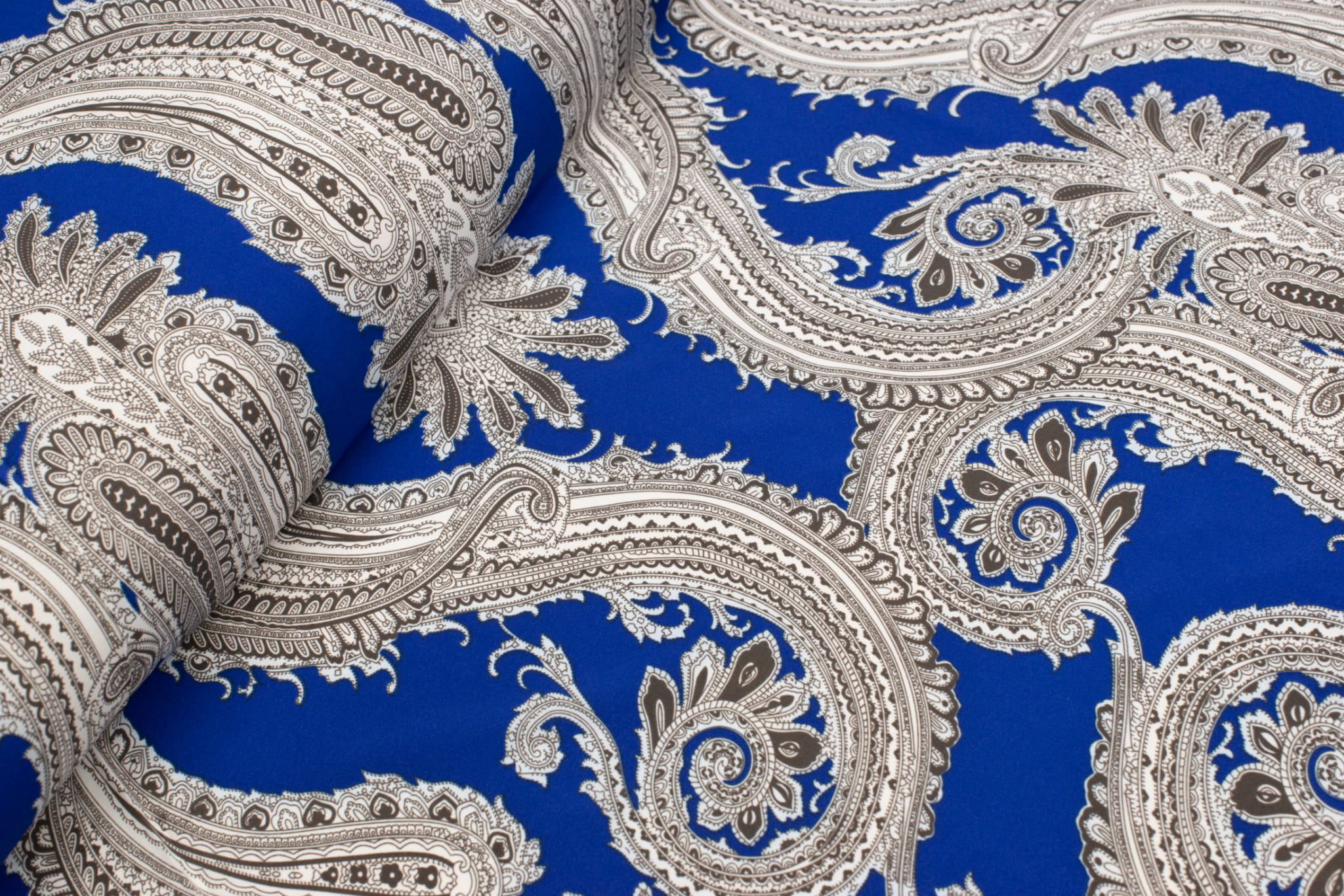 Tkanina silki wzór paisley w kolorze kobaltowym