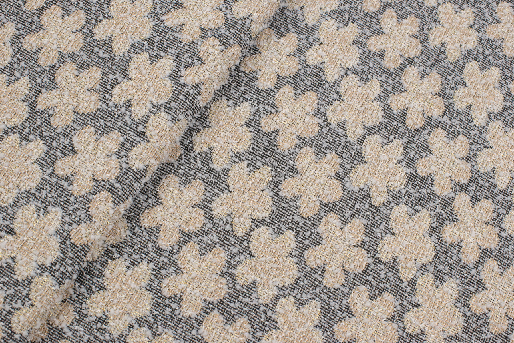 Dzianina swetrowa wzór kwiat czarny, zły lureks