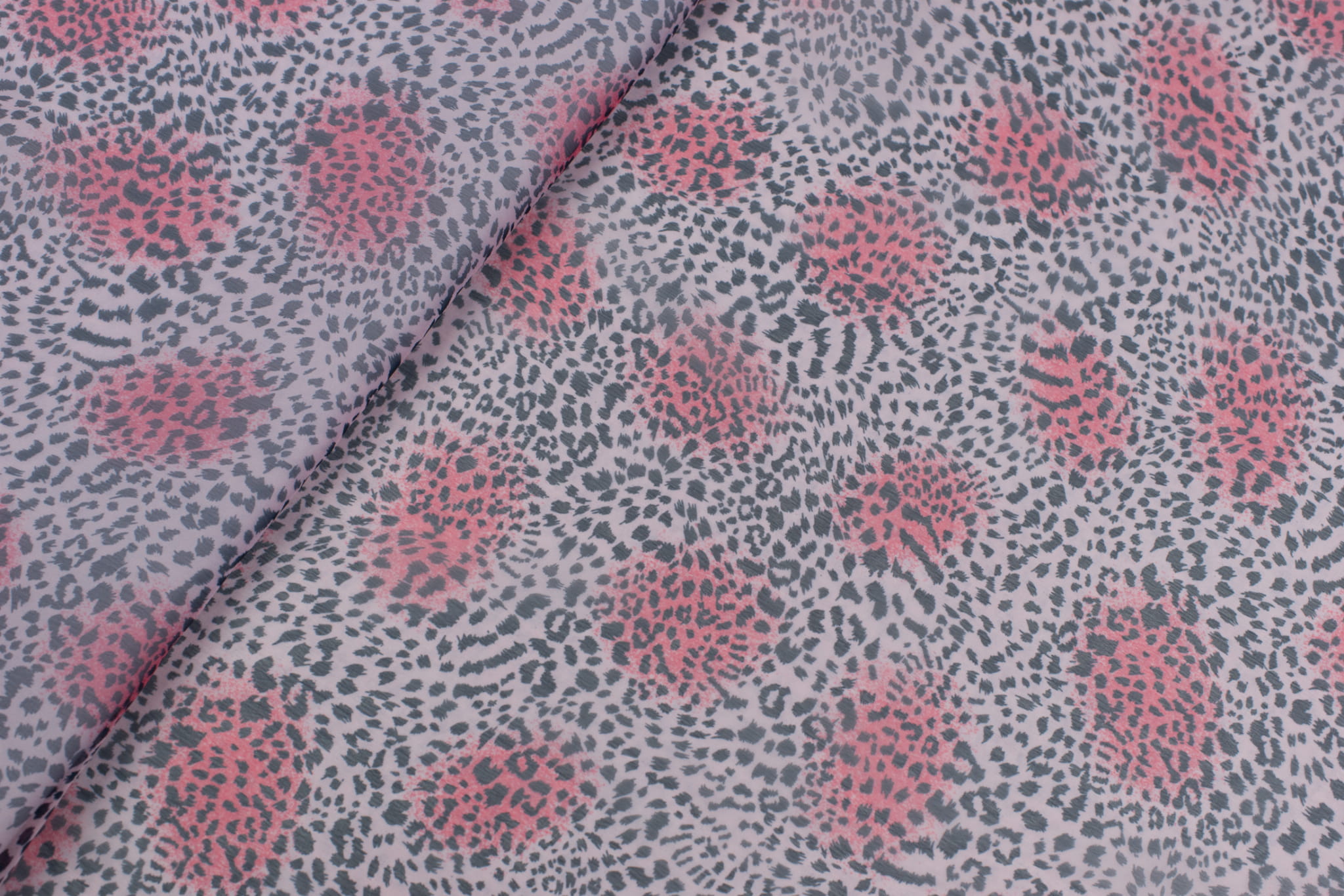 Tkanina szyfon wzór panterka odcienie różowego